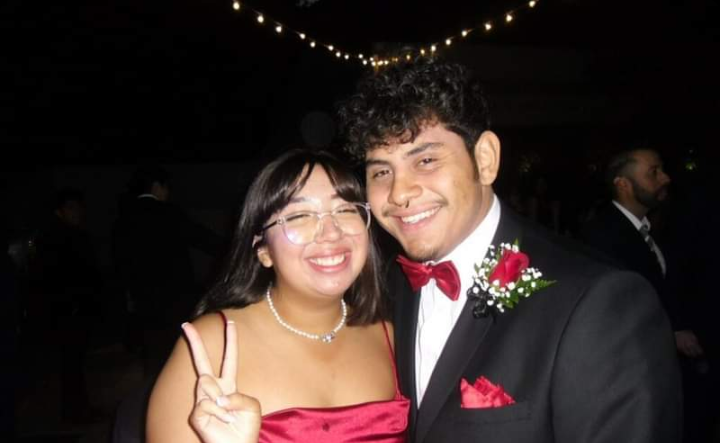 Aliyah Salazar and Jorge Morales look fantastic as they take this lovely picture together.
